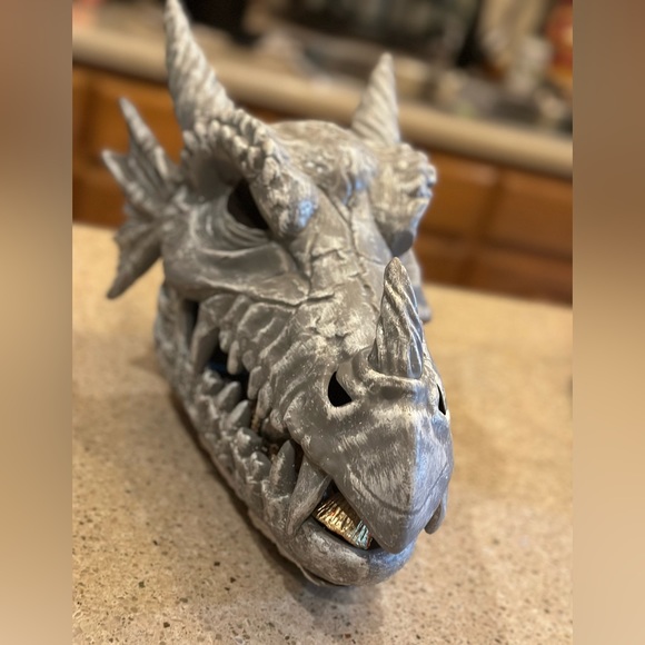 Monster Bash Werewolf 1997 Plush & Dragon Skull Candy Bowl -Bundle - Picture 12 of 16